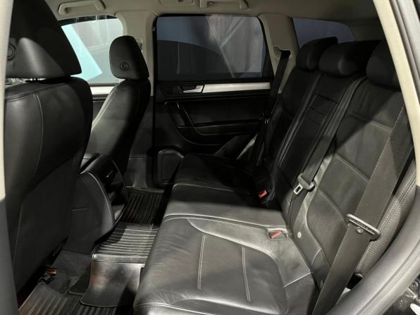 Volkswagen Touareg II с пробегом 2012 года, цена 1 782 000 рублей, 198204 км, внедорожник, Автокод Объявления