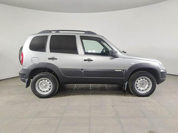 Chevrolet Niva I Рестайлинг с пробегом 2016 года, цена 675 000 рублей, 107591 км, внедорожник, Автокод Объявления