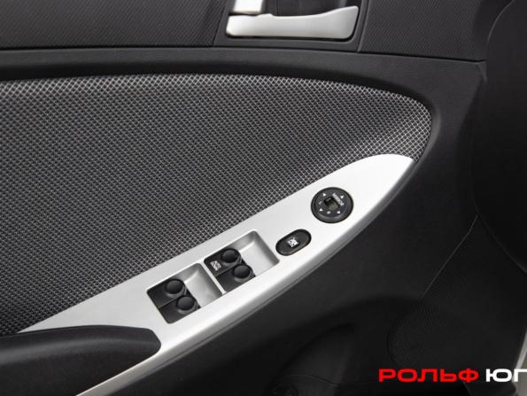 Hyundai Solaris I с пробегом 2011 года, цена 698 000 рублей, 147313 км, седан, Автокод Объявления