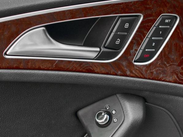 Audi A6 IV (C7) с пробегом 2012 года, цена 1 300 000 рублей, 344708 км, седан, Автокод Объявления