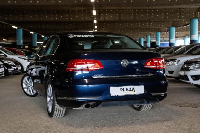 Volkswagen Passat B7 с пробегом 2011 года, цена 1 150 000 рублей, 172354 км, седан, Автокод Объявления