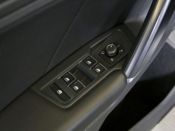 Volkswagen Tiguan II с пробегом 2017 года, цена 1 970 000 рублей, 198748 км, внедорожник, Автокод Объявления