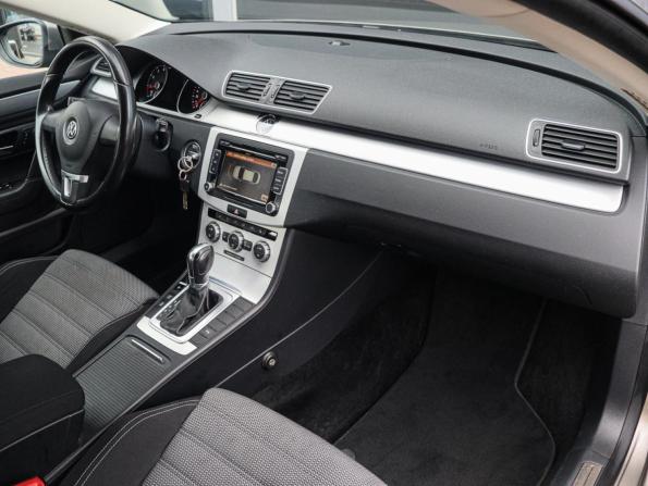 Volkswagen Passat CC I Рестайлинг с пробегом 2012 года, цена 1 350 000 рублей, 164590 км, седан, Автокод Объявления