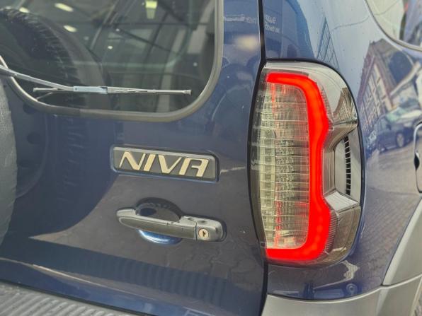 Chevrolet Niva I Рестайлинг с пробегом 2017 года, цена 640 000 рублей, 90000 км, внедорожник, Автокод Объявления