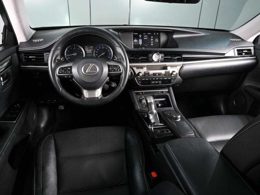 Lexus ES VI Рестайлинг Ростов-на-Дону  - изображение 6