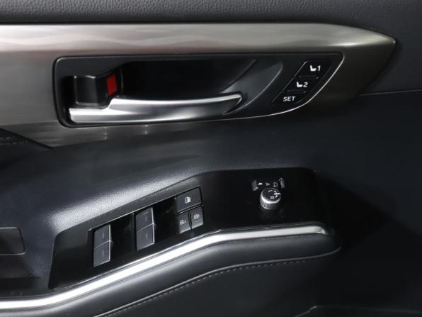 Toyota Highlander IV (XU70) с пробегом 2025 года, цена 4 999 000 рублей, 23282 км, внедорожник, Автокод Объявления