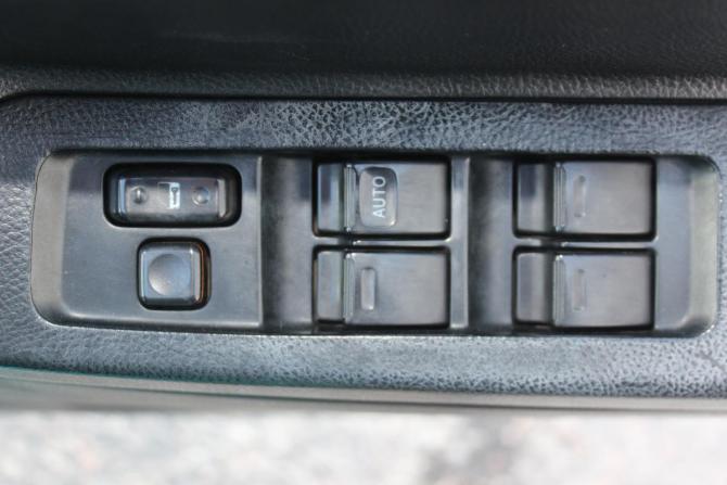 Toyota WiLL II (VS) с пробегом 2002 года, цена 417 000 рублей, 414025 км, хэтчбек, Автокод Объявления