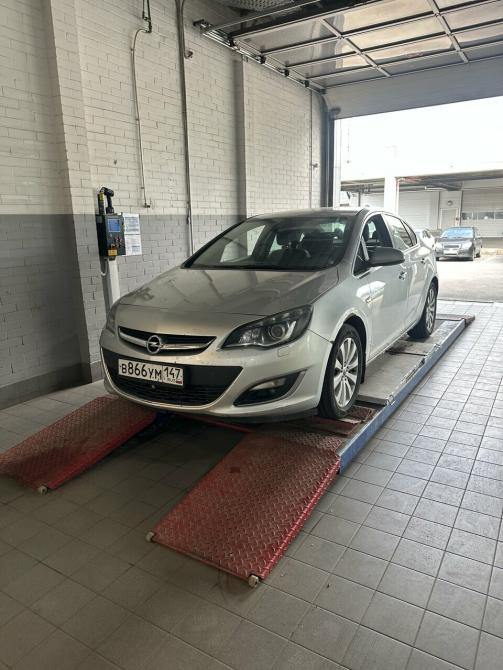 Opel Astra J Рестайлинг Санкт-Петербург  - изображение 1