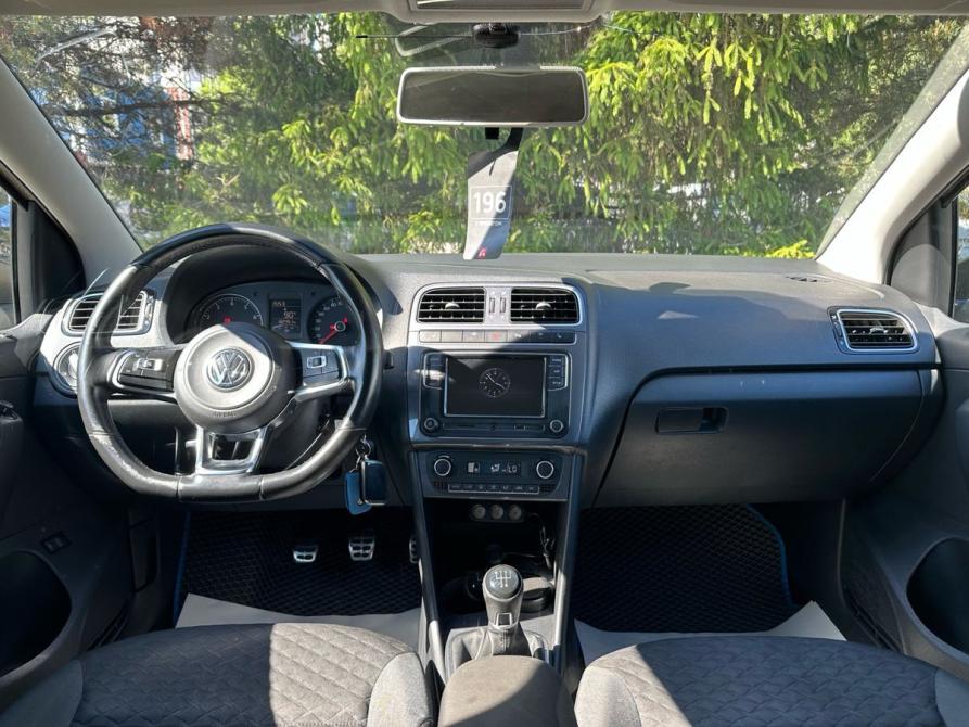 Volkswagen Polo V Рестайлинг Санкт-Петербург  - изображение 30
