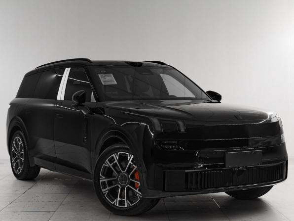 Lynk &amp; Co 900 с пробегом 2025 года, цена 7 789 000 рублей, 81 км, внедорожник, Автокод Объявления