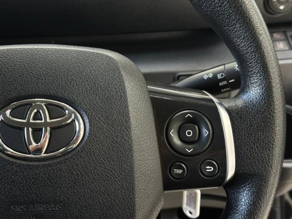 Toyota Sienta II Рестайлинг с пробегом 2022 года, цена 1 740 000 рублей, 77076 км, минивэн, Автокод Объявления