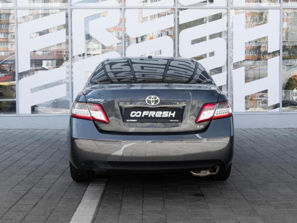Toyota Camry VI (XV40) Рестайлинг с пробегом 2010 года, цена 843 000 рублей, 329368 км, седан, Автокод Объявления