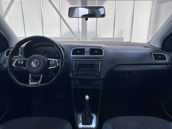 Volkswagen Polo V Рестайлинг с пробегом 2020 года, цена 1 549 000 рублей, 72745 км, седан, Автокод Объявления