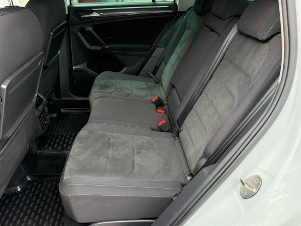 Volkswagen Tiguan II с пробегом 2018 года, цена 2 680 000 рублей, 98336 км, внедорожник, Автокод Объявления