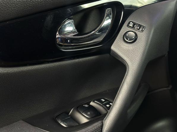 Nissan Qashqai II с пробегом 2014 года, цена 1 170 000 рублей, 213907 км, внедорожник, Автокод Объявления