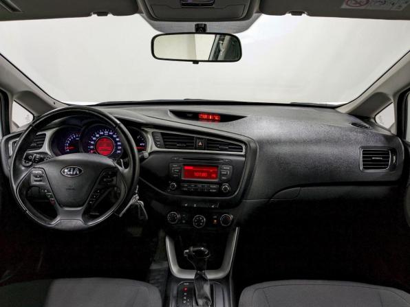 Kia Ceed II Рестайлинг с пробегом 2018 года, цена 1 540 000 рублей, 101355 км, универсал, Автокод Объявления