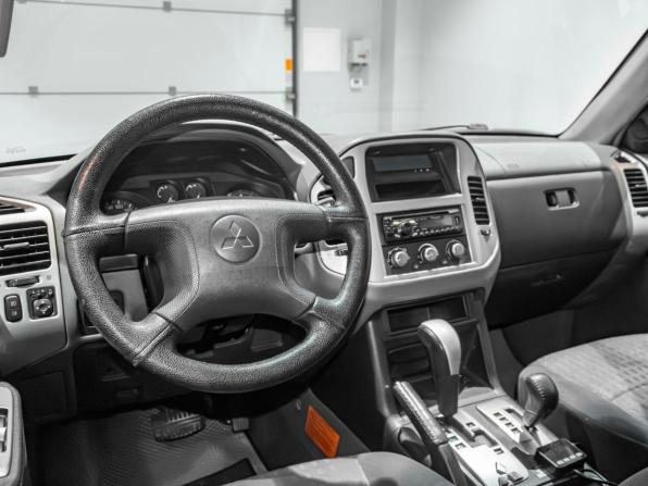 Mitsubishi Pajero III Рестайлинг с пробегом 2004 года, цена 798 560 рублей, 429022 км, внедорожник, Автокод Объявления