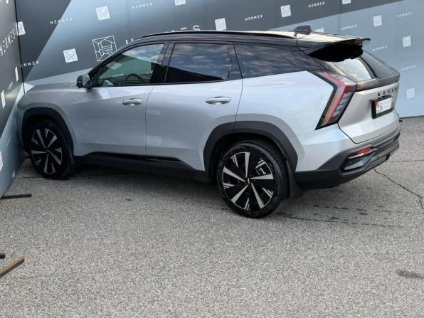 Geely Atlas II с пробегом 2024 года, цена 2 669 000 рублей, 42392 км, внедорожник, Автокод Объявления