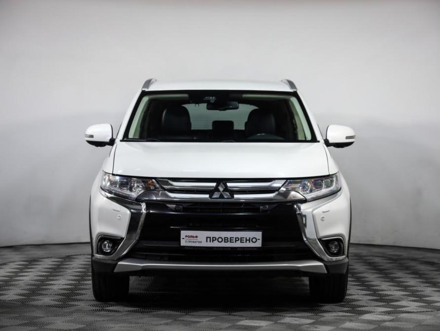 Mitsubishi Outlander III Рестайлинг 2 Санкт-Петербург  - изображение 2