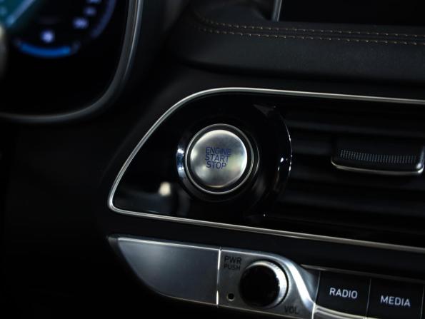 Genesis G70 I с пробегом 2020 года, цена 2 299 000 рублей, 152349 км, седан, Автокод Объявления