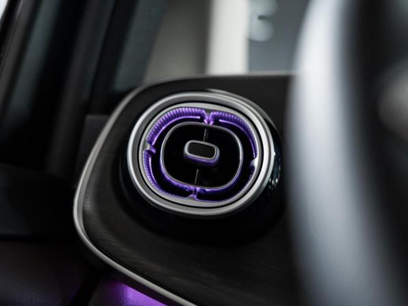 Новый Mercedes-Benz V-Класс III (W447) Рестайлинг 2 2025 года, цена 11 000 000 рублей, минивэн, Автокод Объявления