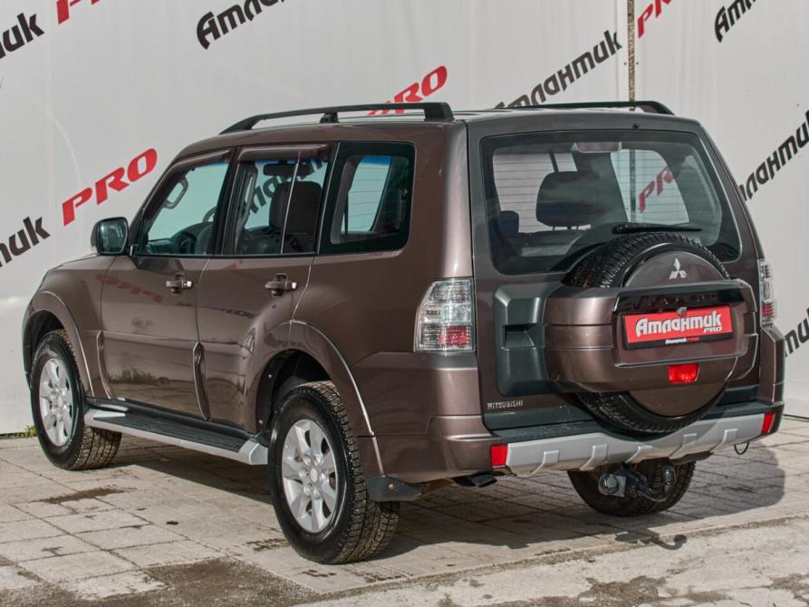 Mitsubishi Pajero IV Рестайлинг 1 Екатеринбург  - изображение 4
