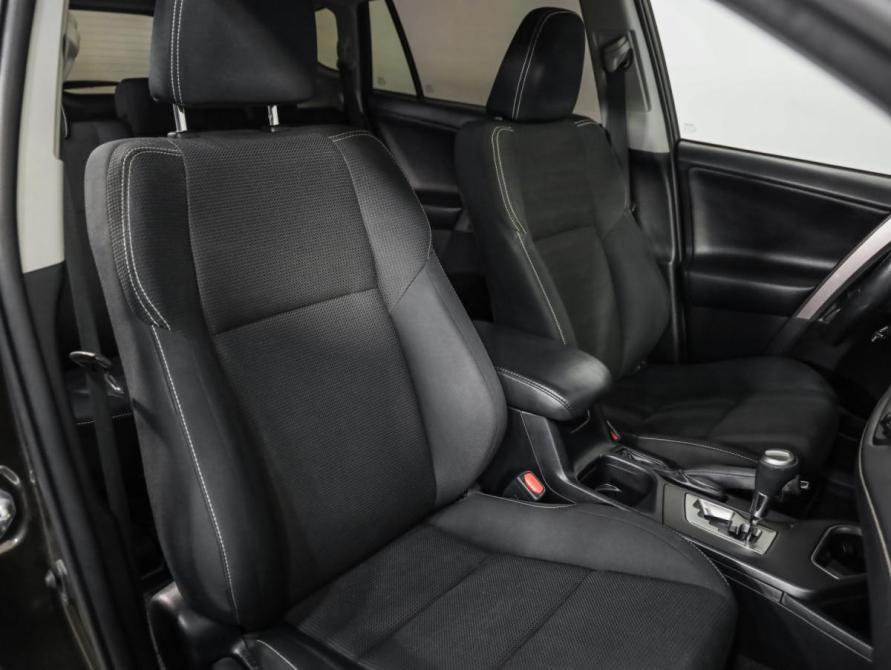 Toyota RAV4 IV (XA40) Рестайлинг Санкт-Петербург  - изображение 24