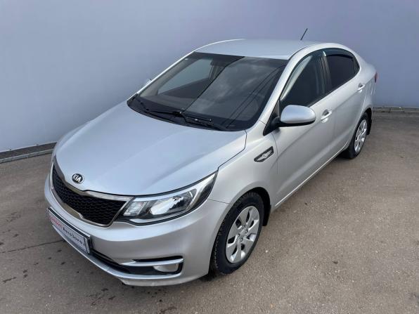 Kia Rio III Рестайлинг с пробегом 2016 года, цена 825 000 рублей, 142628 км, седан, Автокод Объявления