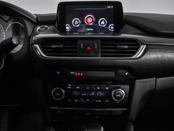 Mazda 6 III (GJ) Рестайлинг с пробегом 2015 года, цена 1 260 000 рублей, 261005 км, седан, Автокод Объявления
