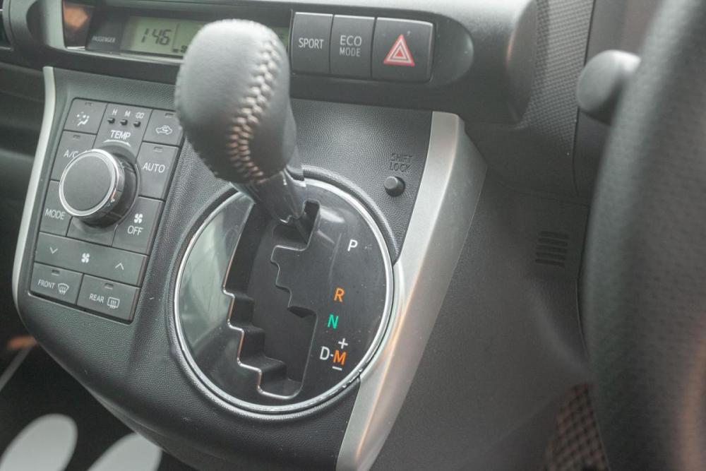 Toyota Wish II Иркутск  - изображение 11