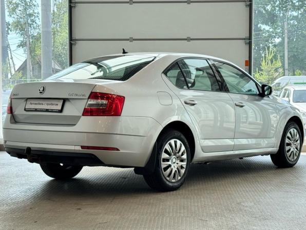 Skoda Octavia III (A7) Рестайлинг с пробегом 2017 года, цена 1 470 000 рублей, 146000 км, лифтбек, Автокод Объявления