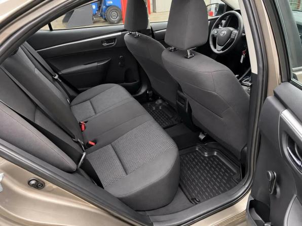 Toyota Corolla XI (E160 E170 E180) Рестайлинг 1 с пробегом 2017 года, цена 1 650 000 рублей, 67396 км, седан, Автокод Объявления