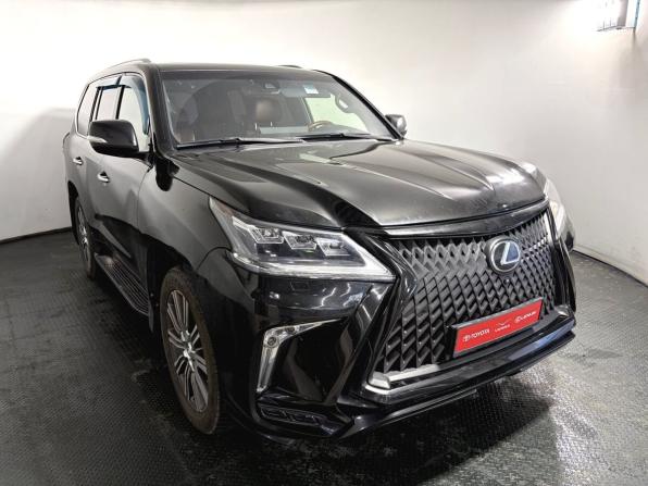 Lexus LX III Рестайлинг 2 с пробегом 2017 года, цена 6 700 000 рублей, 210683 км, внедорожник, Автокод Объявления