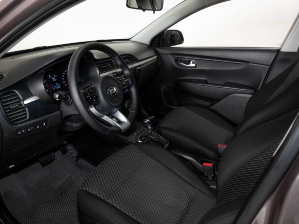 Kia Rio IV с пробегом 2018 года, цена 1 340 000 рублей, 163000 км, седан, Автокод Объявления