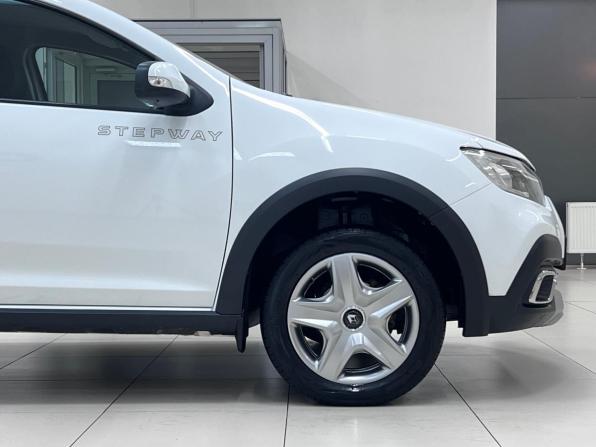 Renault Sandero II Рестайлинг с пробегом 2019 года, цена 1 190 000 рублей, 85548 км, хэтчбек, Автокод Объявления