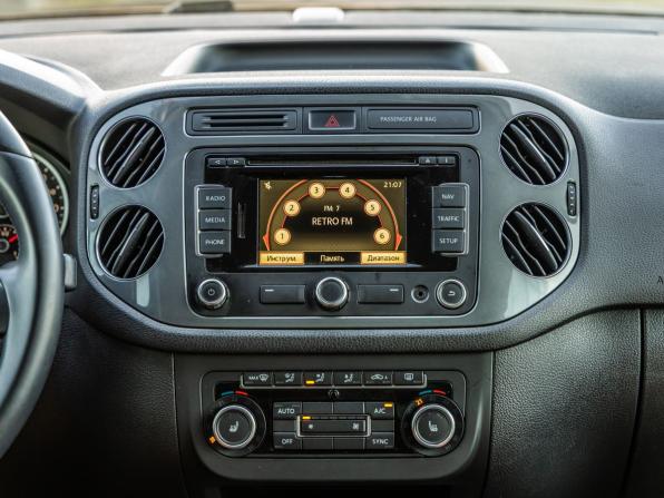 Volkswagen Tiguan I Рестайлинг с пробегом 2014 года, цена 1 398 000 рублей, 216696 км, внедорожник, Автокод Объявления