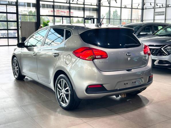 Kia Ceed II с пробегом 2013 года, цена 1 050 000 рублей, 202000 км, хэтчбек, Автокод Объявления