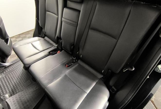 Toyota Land Cruiser Prado 150 Series Рестайлинг 2 с пробегом 2017 года, цена 5 050 000 рублей, 102136 км, внедорожник, Автокод Объявления