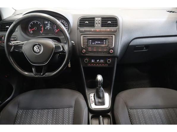 Volkswagen Polo V Рестайлинг с пробегом 2016 года, цена 1 073 000 рублей, 155830 км, седан, Автокод Объявления