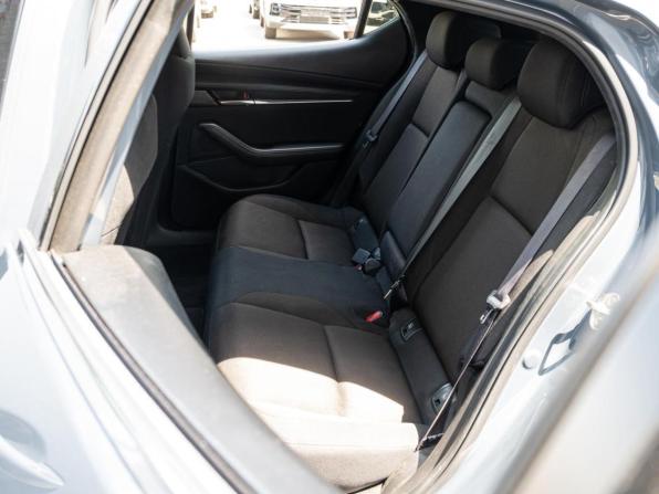 Mazda 3 IV (BP) с пробегом 2021 года, цена 1 910 000 рублей, 106204 км, хэтчбек, Автокод Объявления