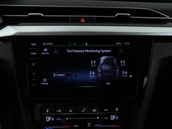 Volkswagen Passat CC II Рестайлинг с пробегом 2022 года, цена 4 999 050 рублей, 22644 км, лифтбек, Автокод Объявления