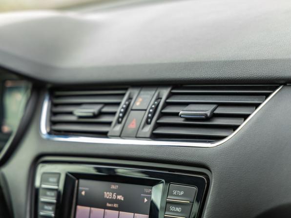 Skoda Octavia III (A7) с пробегом 2013 года, цена 1 698 000 рублей, 98080 км, лифтбек, Автокод Объявления