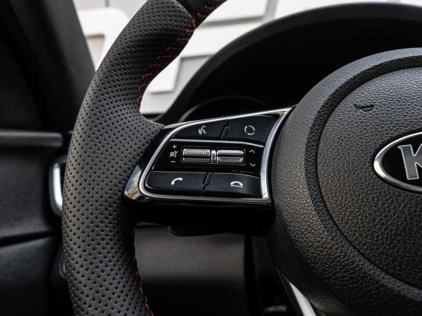 Kia Optima IV Рестайлинг с пробегом 2019 года, цена 2 350 000 рублей, 80358 км, седан, Автокод Объявления