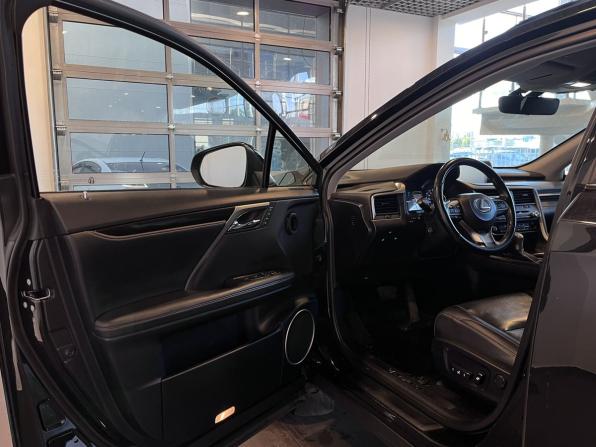 Lexus RX IV с пробегом 2018 года, цена 4 040 000 рублей, 114849 км, внедорожник, Автокод Объявления