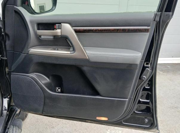 Toyota Land Cruiser 200 Series с пробегом 2008 года, цена 2 598 000 рублей, 240809 км, внедорожник, Автокод Объявления