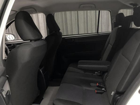 Toyota Corolla XI (E160 E170) Рестайлинг 2 с пробегом 2019 года, цена 1 270 000 рублей, 64800 км, универсал, Автокод Объявления