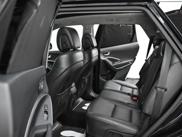 Hyundai Santa Fe III Рестайлинг с пробегом 2018 года, цена 2 349 000 рублей, 116000 км, внедорожник, Автокод Объявления