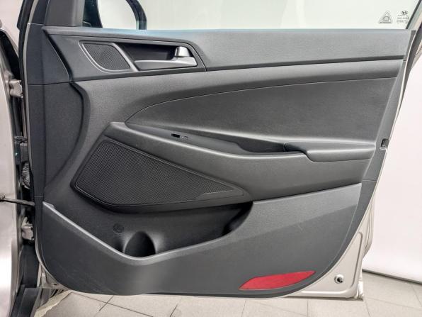 Hyundai Tucson III с пробегом 2016 года, цена 1 800 000 рублей, 91087 км, внедорожник, Автокод Объявления