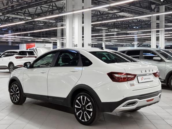 Lada (ВАЗ) Vesta I Рестайлинг (NG) с пробегом 2023 года, цена 1 366 000 рублей, 22649 км, седан, Автокод Объявления