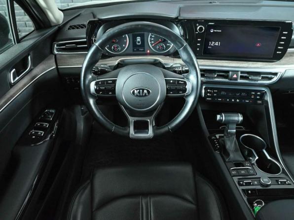 Kia K5 III с пробегом 2021 года, цена 3 260 000 рублей, 77227 км, седан, Автокод Объявления